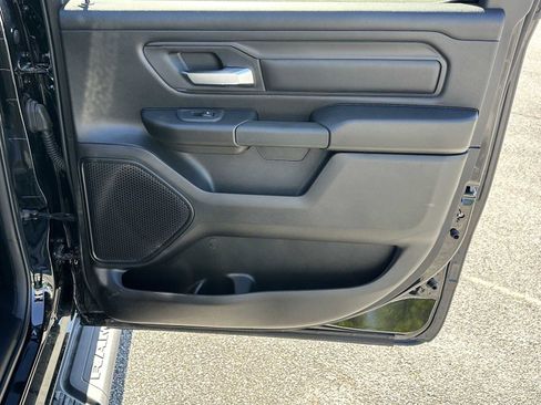 New 2026 RAM 1500 Express AWD/4WD image 16