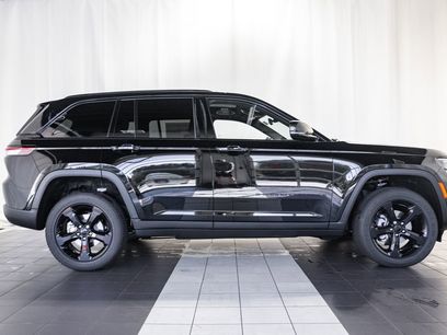 New 2025 Jeep Grand Cherokee Altitude