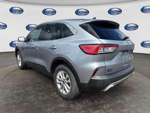 Used 2021 Ford Escape SE w/ Convenience Package AWD/4WD image 3