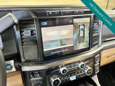 Used 2024 Ford F250 Lariat w/ Chrome Package AWD/4WD image 12