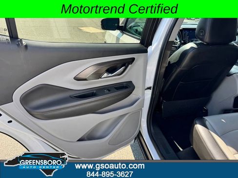 Used 2021 GMC Terrain SLT w/ LPO, Bright Accent Package AWD/4WD image 28