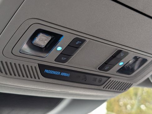 Used 2023 Ford Explorer XLT w/ Equipment Group 202A image 26