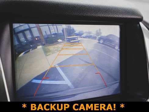 Used 2017 Chevrolet Tahoe LT image 3