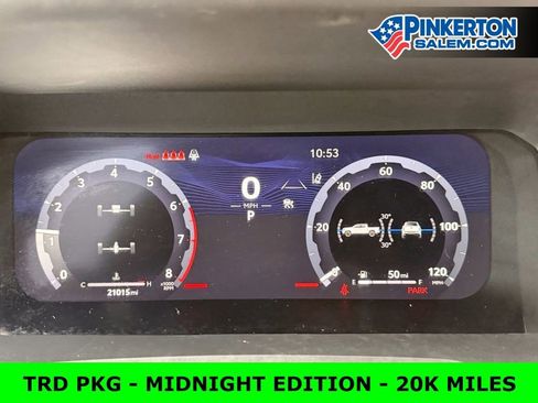 Used 2024 Toyota Tacoma TRD Off-Road image 29