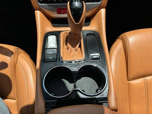 Used 2013 Maserati GranTurismo Convertible RWD image 12