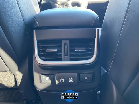 Used 2021 Subaru Outback Limited image 35