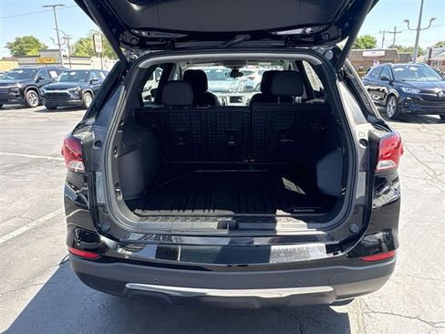 Used 2024 Chevrolet Equinox LT w/ LPO, Floor Liner Package FWD image 24