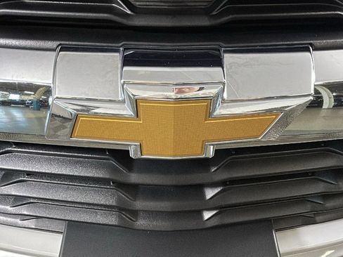 Used 2025 Chevrolet TrailBlazer LT FWD image 9