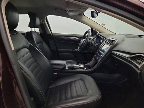 Used 2018 Ford Fusion SE w/ Fusion SE Technology Package FWD image 21