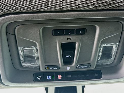 Used 2019 Chevrolet Silverado 1500 LT Trail Boss image 24