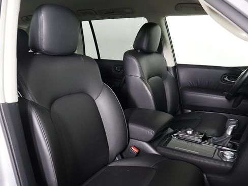 Used 2024 Nissan Armada SV w/ Cargo Package AWD/4WD image 27