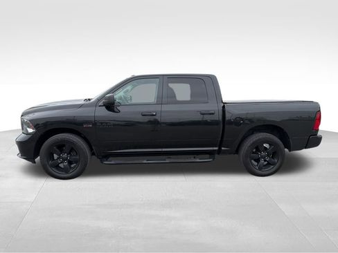 Used 2015 RAM 1500 Express AWD/4WD image 2