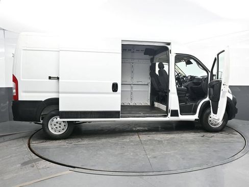 Used 2023 RAM ProMaster 2500 FWD image 51