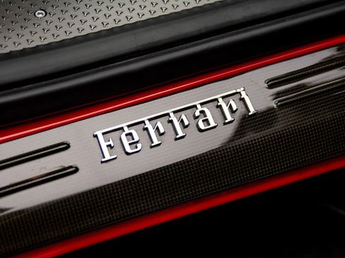 Used 2015 Ferrari 458 Speciale Coupe RWD image 25