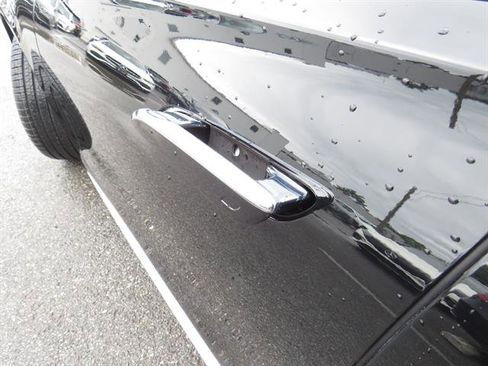 Used 2023 Mercedes-Benz S 500 4MATIC w/ AMG Line image 26