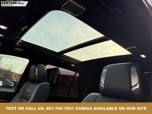 Used 2023 Cadillac Escalade Sport Platinum image 32