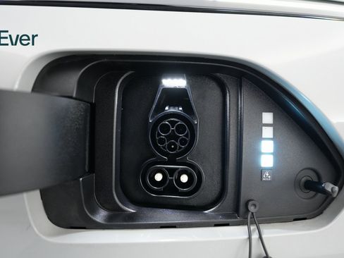 Used 2024 Hyundai Kona SEL image 23