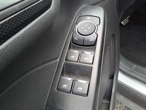 Used 2024 Ford Escape ST-Line w/ Tech Pack #1 FWD image 19