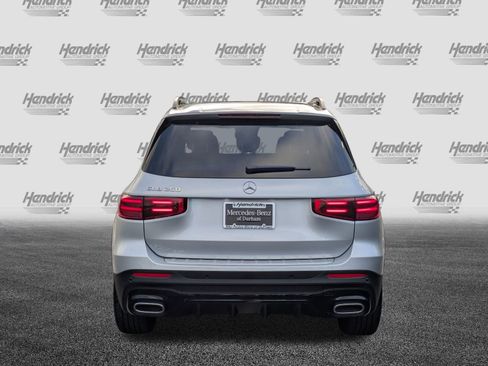 New 2026 Mercedes-Benz GLB 250 image 9