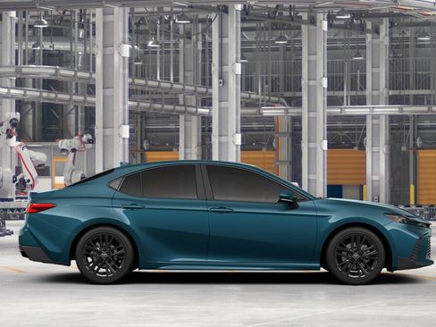 New 2026 Toyota Camry SE FWD image 12