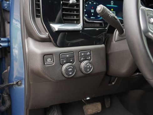 Used 2024 Chevrolet Silverado 3500 LT w/ All Star Edition AWD/4WD image 17