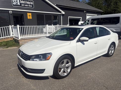 Used 2013 Volkswagen Passat TDI SE FWD image 1