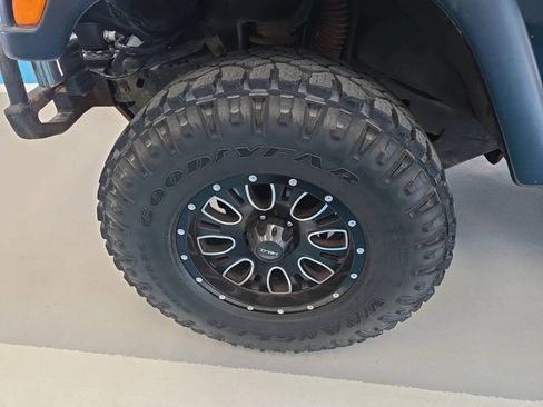 Used 2006 Jeep Wrangler Rubicon AWD/4WD image 5