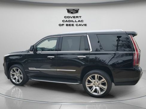 Used 2017 Cadillac Escalade Luxury image 6