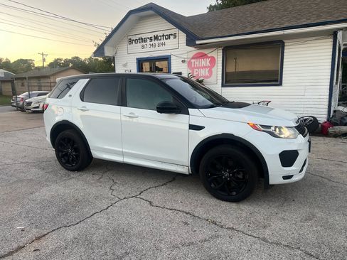 Used 2018 Land Rover Discovery Sport HSE image 5