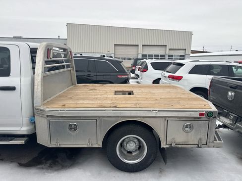 Used 2021 RAM 3500 Tradesman w/ Chrome Appearance Group image 8