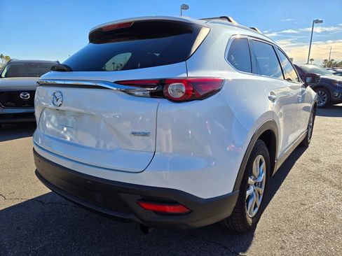 Used 2018 MAZDA CX-9 Touring w/ Touring Premium Package image 4