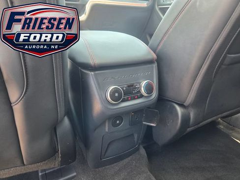 Used 2025 Ford Explorer ST-Line w/ Premium Package AWD/4WD image 23
