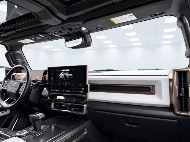 Used 2025 GMC Hummer EV 2X AWD/4WD image 30