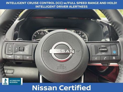Certified 2024 Nissan Pathfinder SL image 10