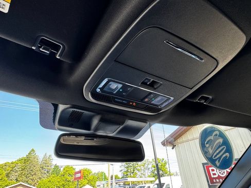 Used 2023 Ford F150 Lariat w/ Equipment Group 502A High AWD/4WD image 20