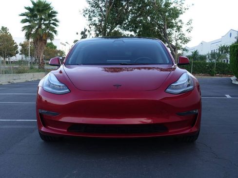 Used 2019 Tesla Model 3 Standard Range Plus RWD image 2