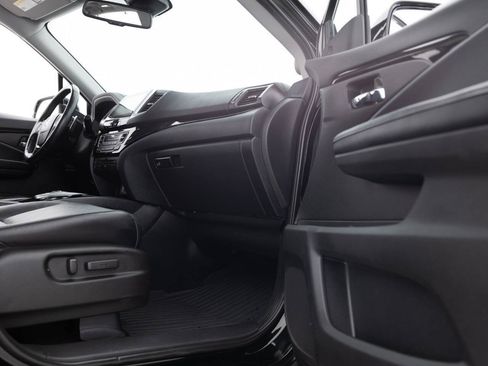 Used 2018 Honda Pilot Elite image 28