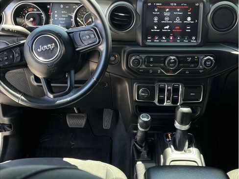 Used 2021 Jeep Wrangler Unlimited Sport AWD/4WD image 11