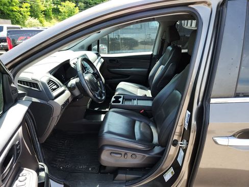 Used 2019 Honda Odyssey EX-L image 14
