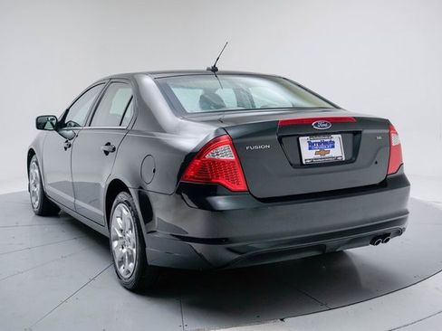 Used 2010 Ford Fusion SE image 3
