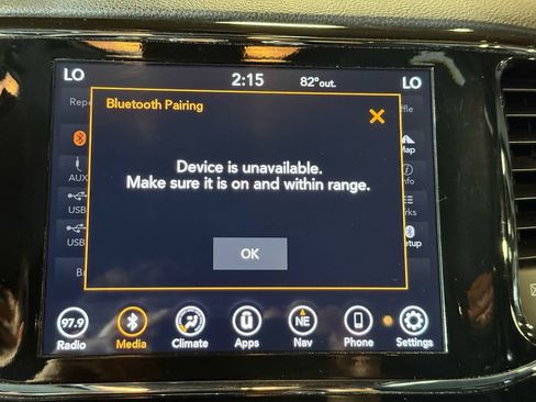 Used 2019 Jeep Grand Cherokee Laredo w/ 18" Wheel & 8.4" Radio Group AWD/4WD image 15