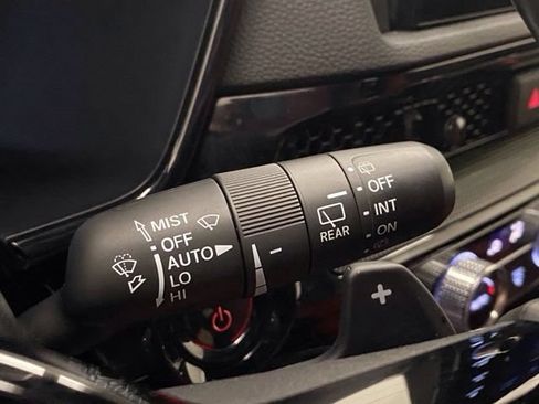 Used 2023 Honda CR-V Sport Touring image 31