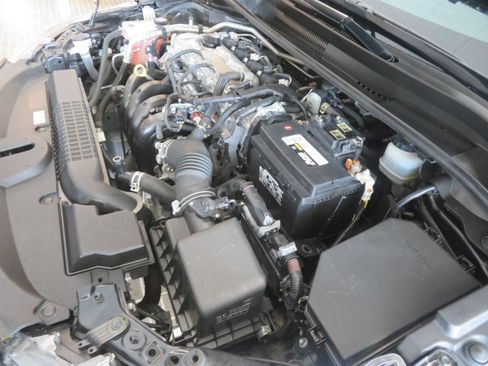 Used 2021 Toyota Corolla LE FWD image 51