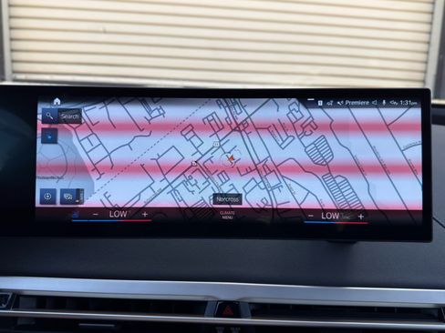 Used 2022 BMW iX xDrive50 w/ Premium Package AWD/4WD image 25