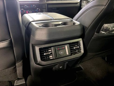 Used 2026 Ford F250 Platinum w/ Tremor Off-Road Package AWD/4WD image 31