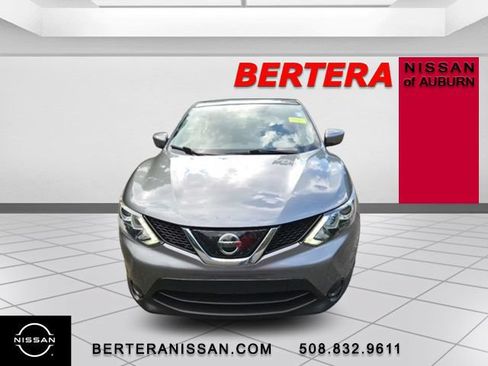 Used 2019 Nissan Rogue Sport S w/ Appearance Package AWD/4WD image 3