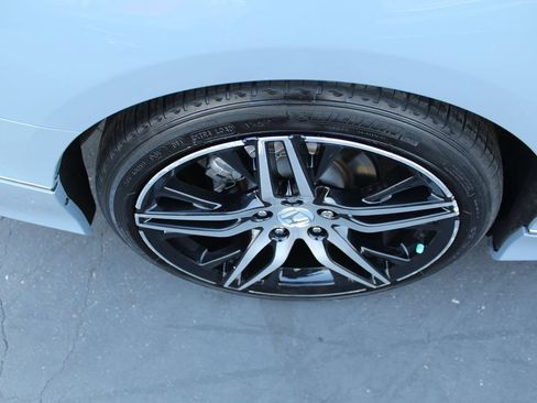 Used 2021 Honda Accord Touring image 14