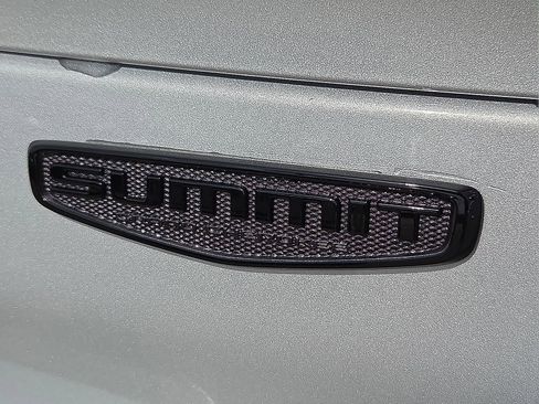 New 2026 Jeep Grand Cherokee L Summit AWD/4WD image 9