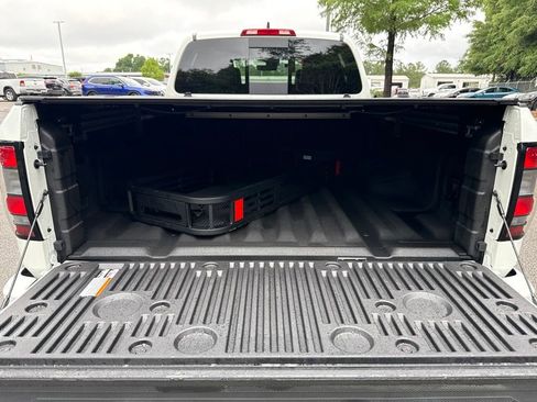 Used 2025 Nissan Frontier PRO-4X w/ Pro Premium Package AWD/4WD image 19
