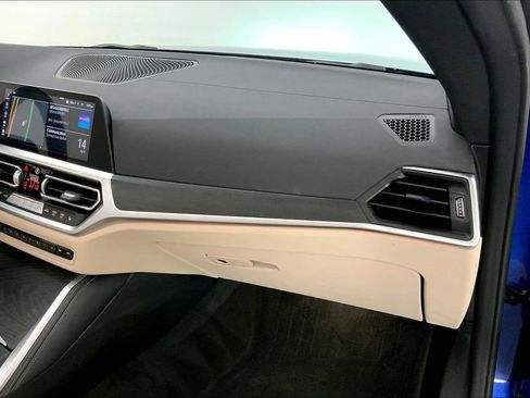 Certified 2022 BMW 430i xDrive Convertible w/ M Sport Package image 23